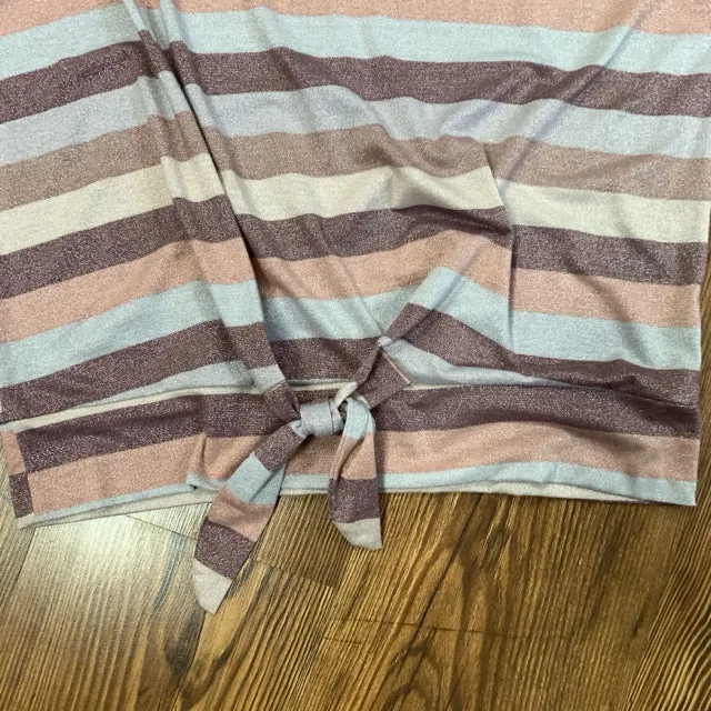 89th & Madison SIZE M Women's Shirt