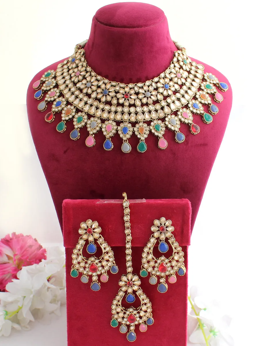 Anupreet Necklace Set