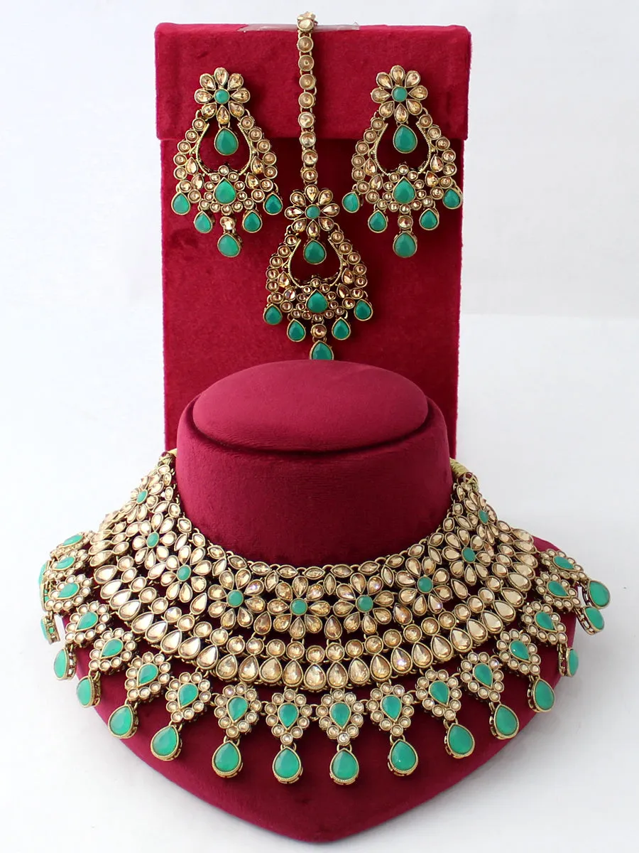 Anupreet Necklace Set