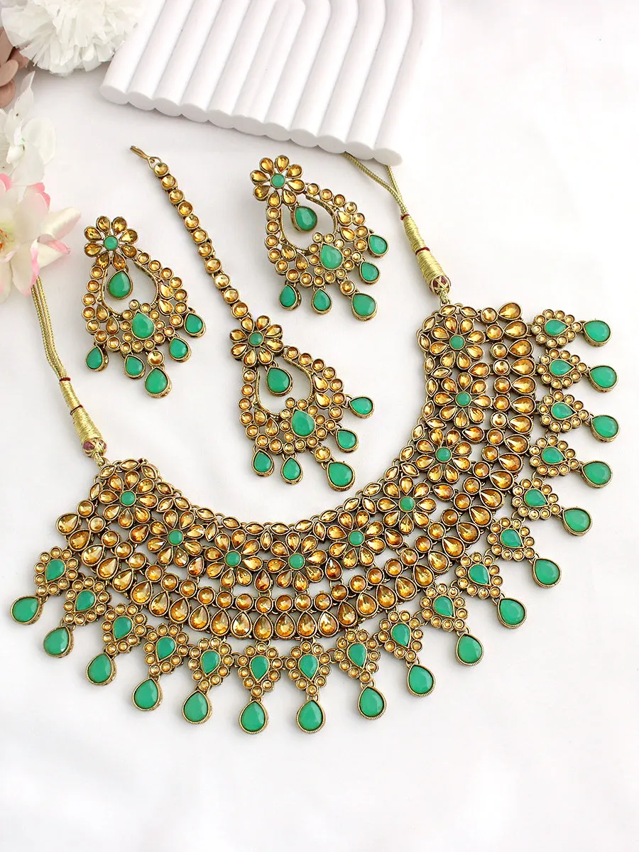 Anupreet Necklace Set