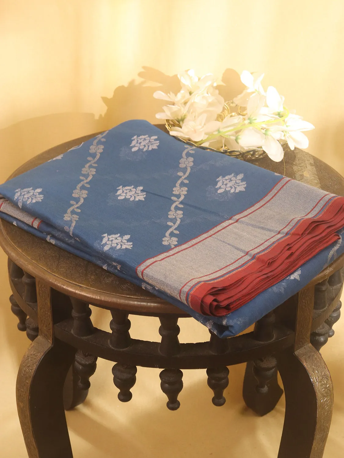 Elegant Blue Banarasi Handloom Pure Cotton Saree with Intricate Detailing