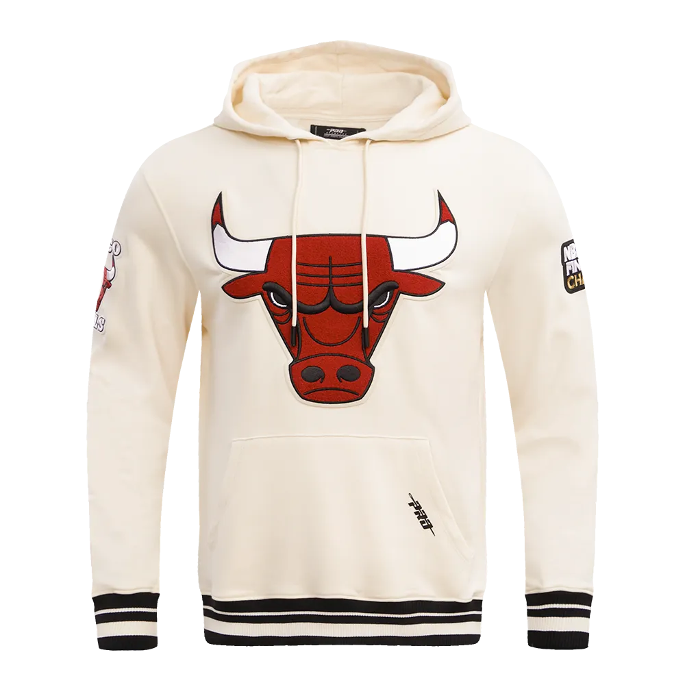 Retro Classic Fleece Pullover Hoodie in Eggshell Black for Chicago Bulls