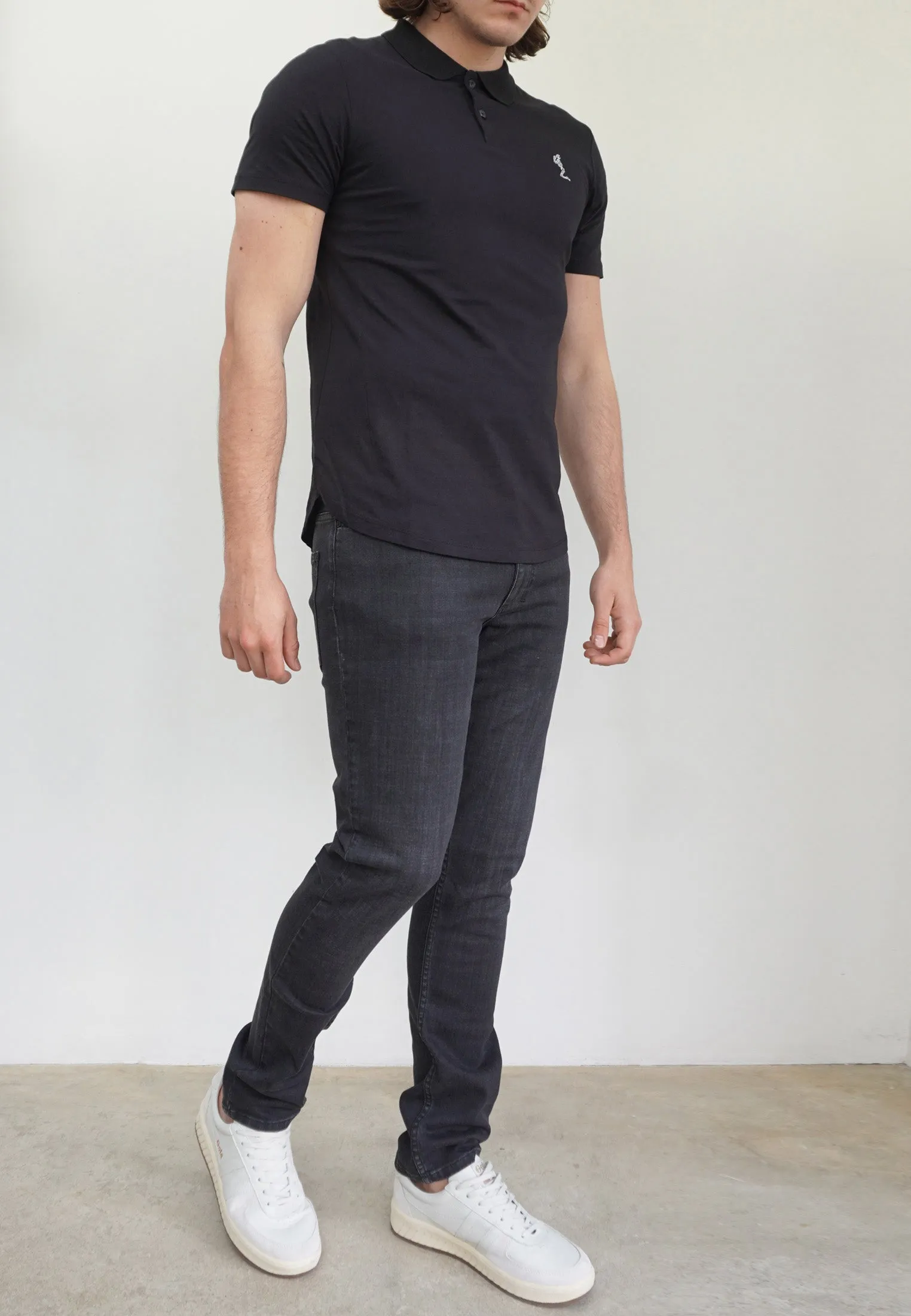 ESSENTIAL CURVED HEM BLACK POLO SHIRT