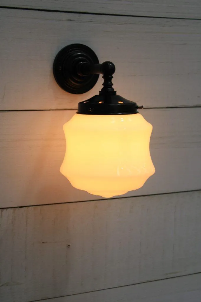 Flinders Glass Wall Light