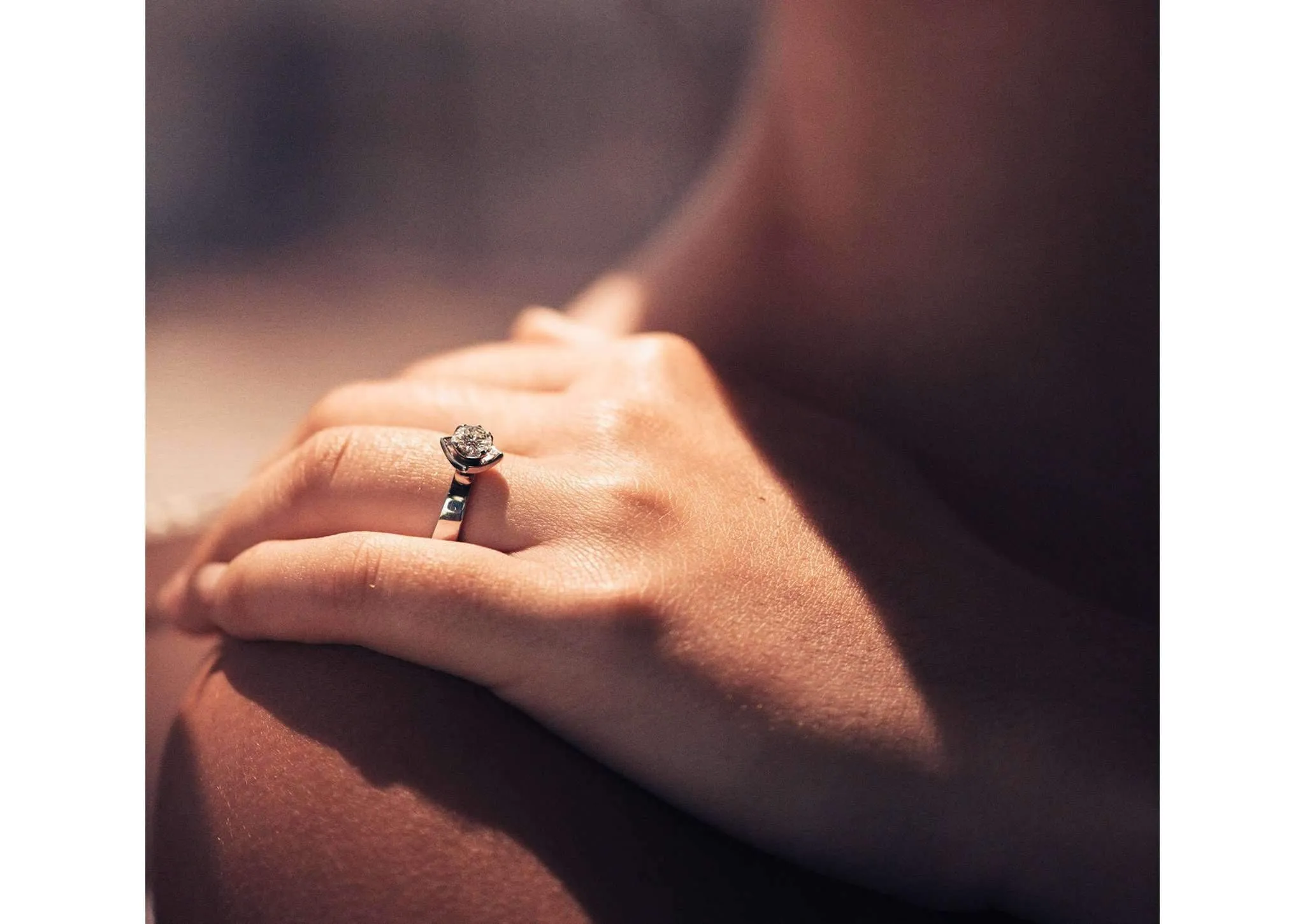 Iconic Jens Flower Ring, White Gold & Platinum