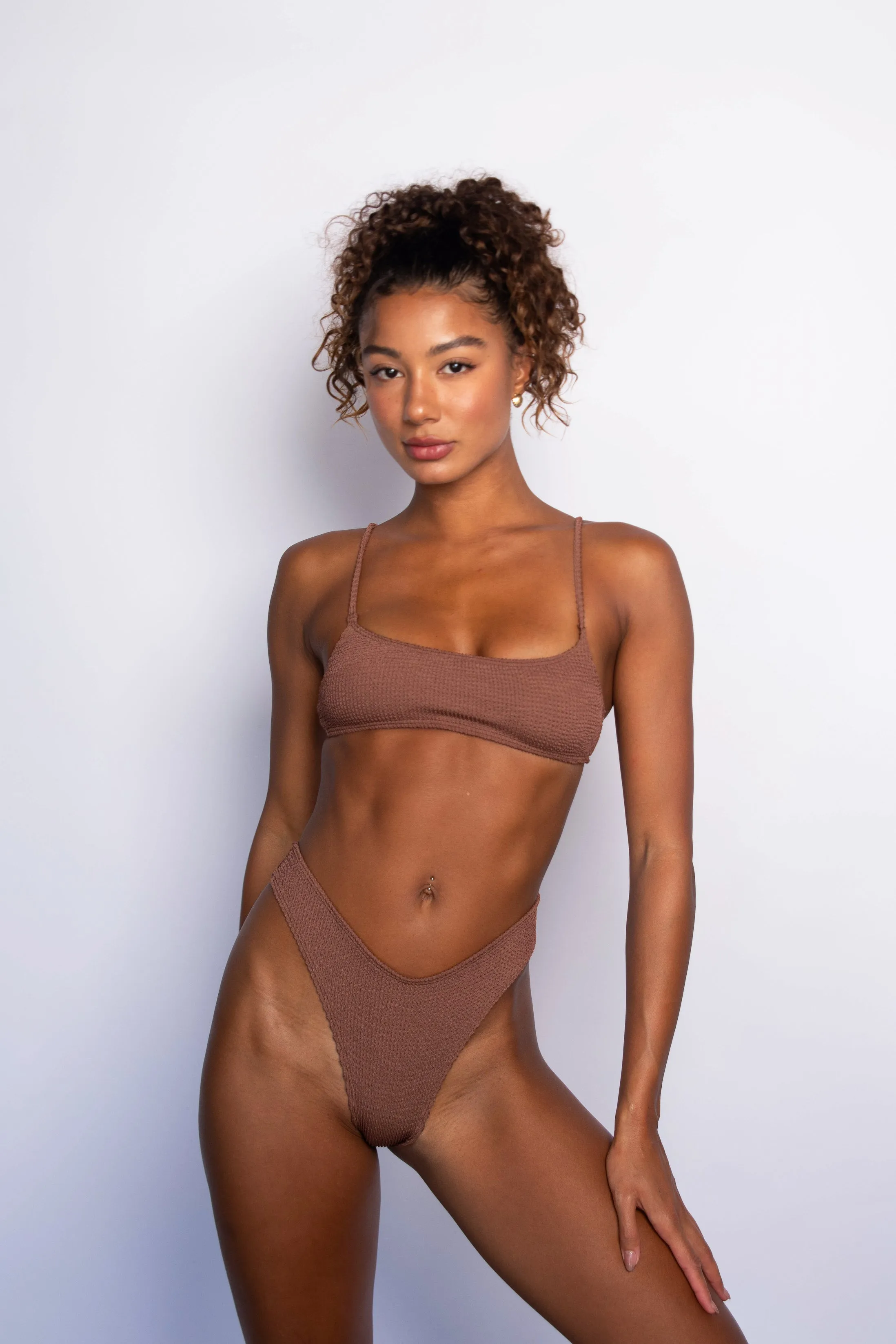 Maddie Top - Mocha