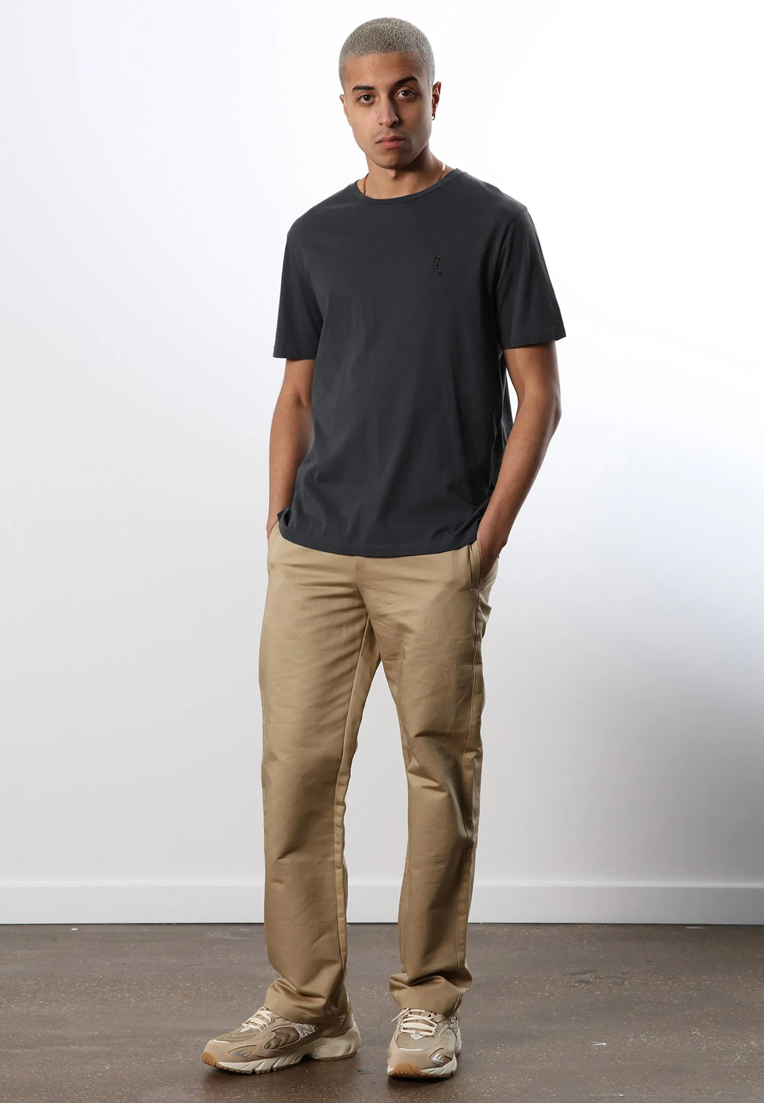 ORGANIC CORE T-SHIRT BLACK OYSTER