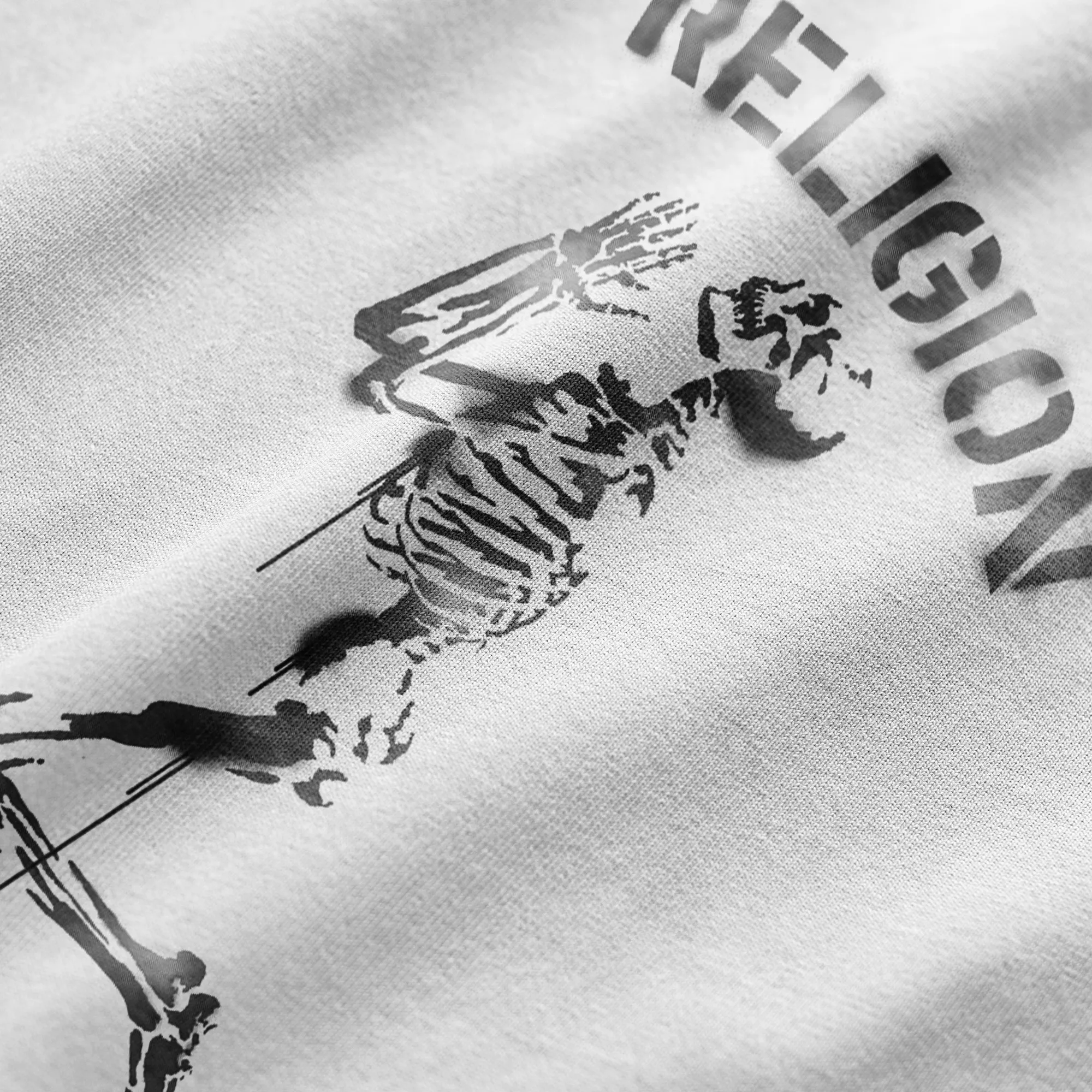 PRAYING SKELETON STENCIL T-SHIRT WHITE