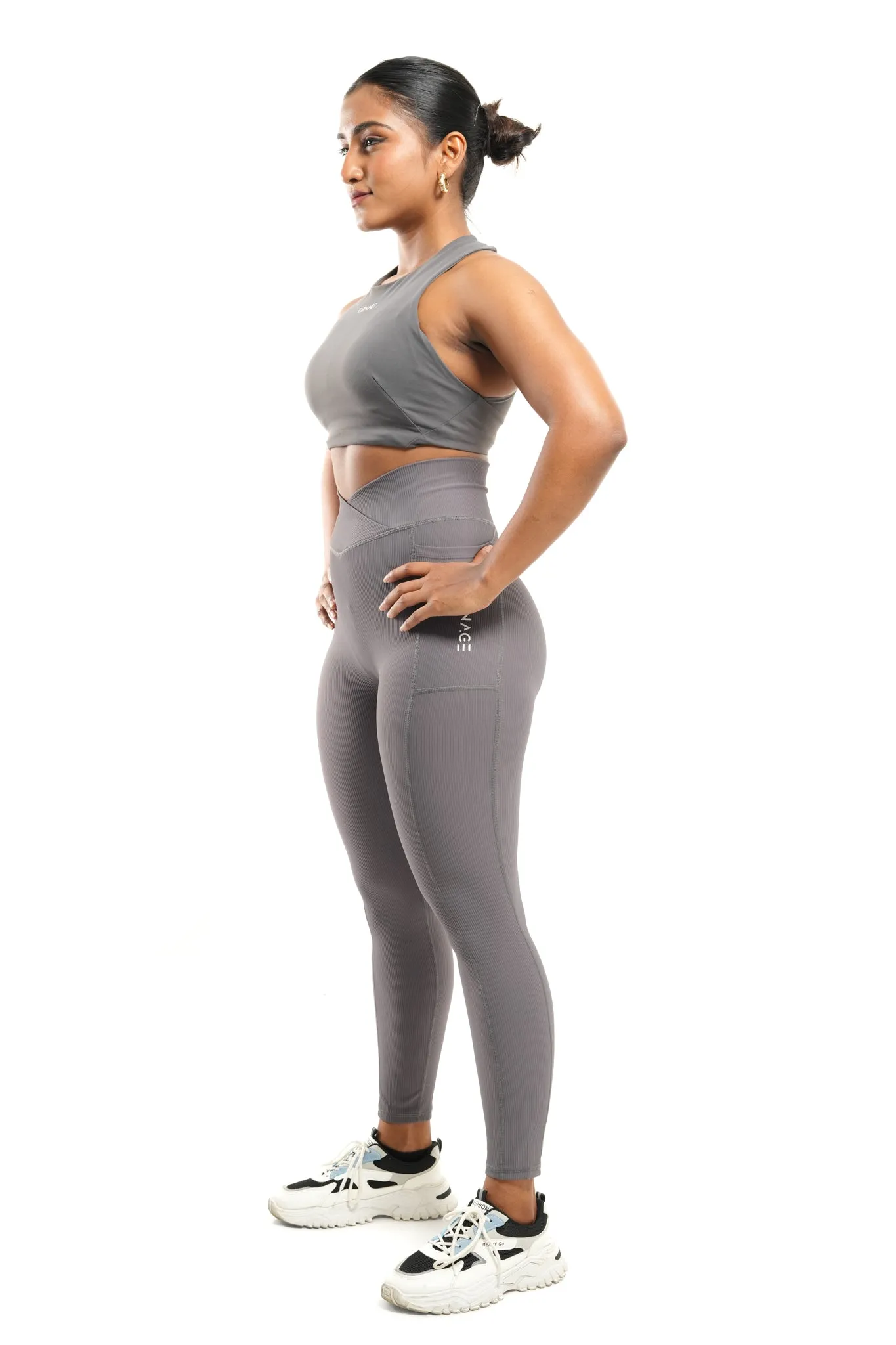 Ribbed V Taper Pocket Legging