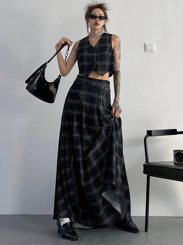 Tihee Plaid Cropped Vest - Black and Gray